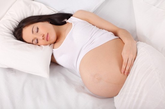 5 cách giảm tình trạng ợ chua khi mang thai