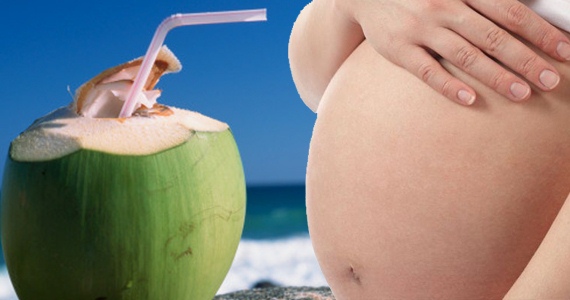 Uống nước dừa tốt cho phụ nữ thời kỳ thai nghén là quan niệm sai lầm