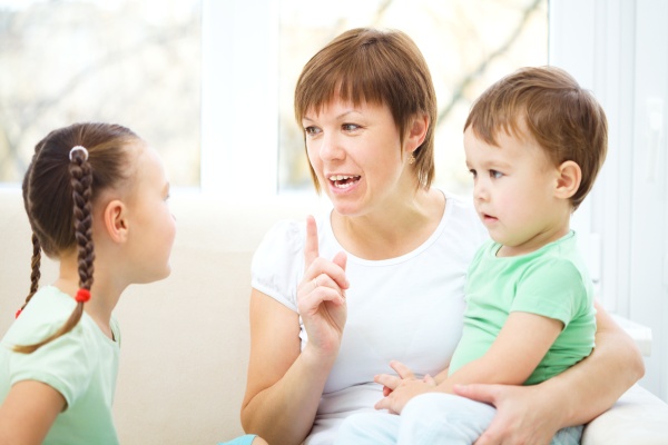 3 phương pháp điều trị đơn giản cho trẻ chậm nói
