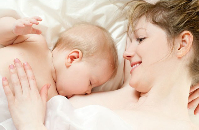Tổng hợp những tư vấn về sữa mẹ và các vấn đề khi cho con bú mẹ