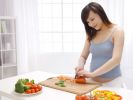 Bà bầu mang thai 3 tháng đầu nên ăn gì?