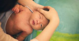 Hướng dẫn tắm cho trẻ sơ sinh an toàn, đúng cách