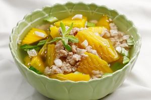 Bí đỏ nấu thịt bò bằm