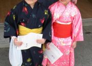 Mẹ Nhật chú trọng dạy con về Tết truyền thống
