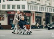 Tôi sẽ nắm tay bà đi tới tận cuối con đường đời