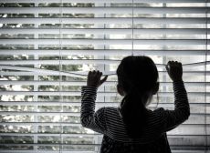 Trầm cảm ở trẻ em – Những điều bố mẹ cần biết