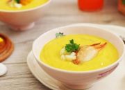 Thực đơn bổ dưỡng với cách làm súp cua đơn giản tại nhà