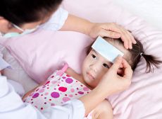 Review 5 loại thuốc hạ sốt cho trẻ sơ sinh hiệu quả nhất