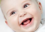 Trẻ mấy tháng mọc răng? Những điều bố mẹ nên biết khi chăm con đầu lòng