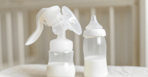 Dừng ngay việc sử dụng những loại nước này pha sữa cho bé
