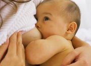 Trẻ sơ sinh bị vàng da mẹ nên ăn gì để cải thiện sức khỏe