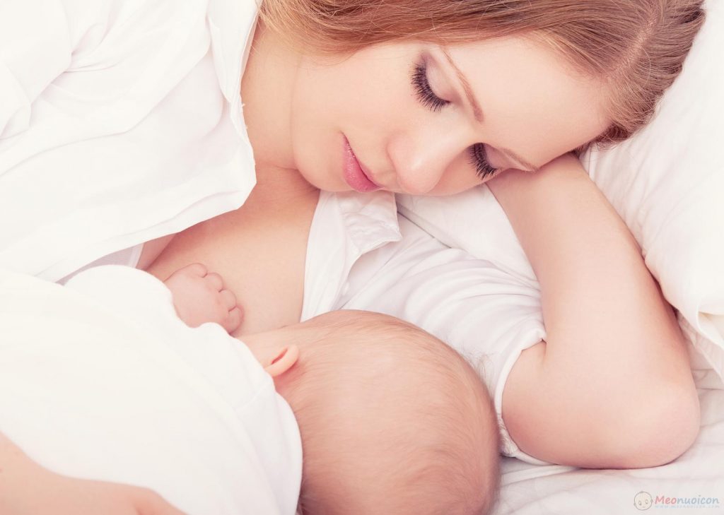Cách trị cảm ho cho mẹ và bé khi mẹ đang cho con bú.
