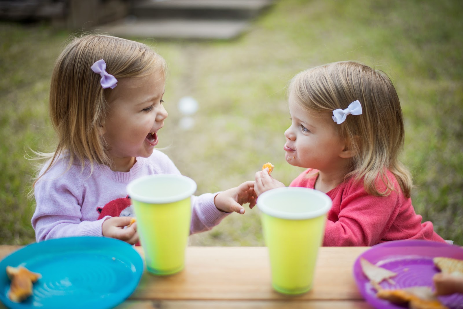 Cách nuôi dạy con kỹ năng giao tiếp, thái độ lễ phép với người lớn