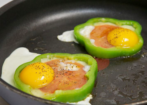 Bữa sáng ngon miệng hơn với các món ăn từ trứng cho bé